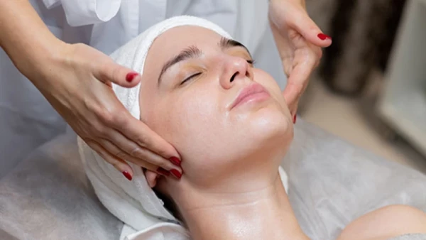 Professional Aesthetician Course