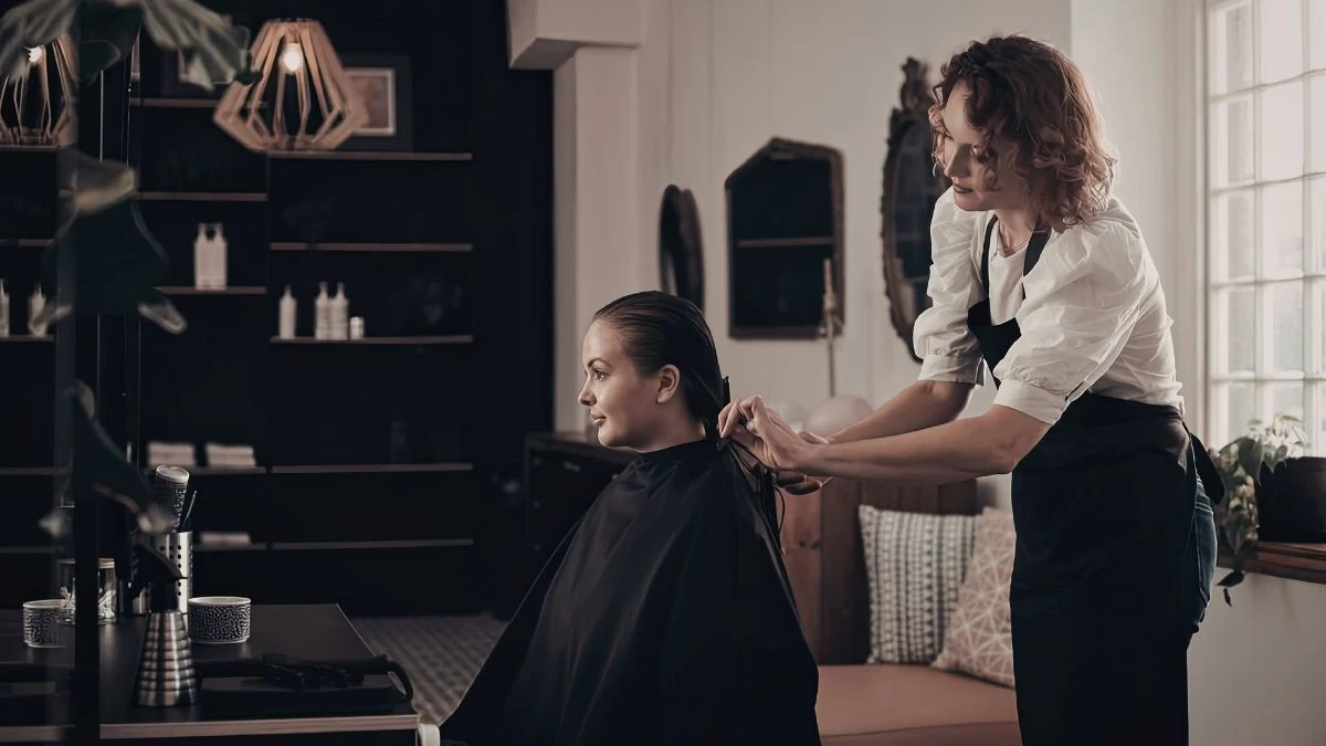 Will AI Replace Hair Stylists? Why Human Skills Still Matter in the Age of Automation